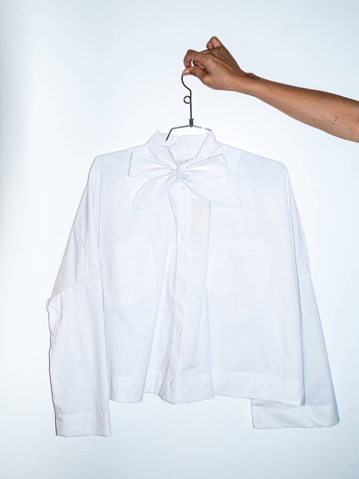 et Tigre - Wholesale Button Down Shirt - Women's - Tomo Blouse in White2