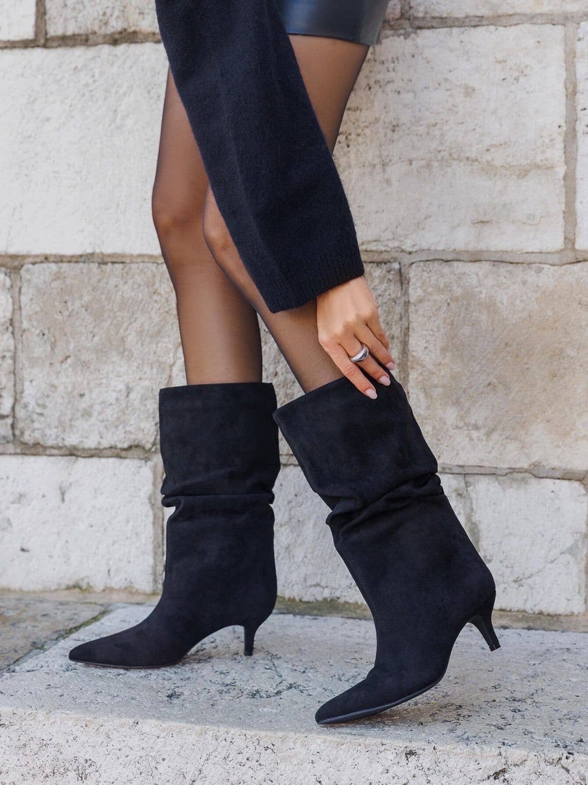 SWEET MAGIC SHOES & BAGS - Wholesale Boots - Women's - FINE HEEL SUEDE BOOT