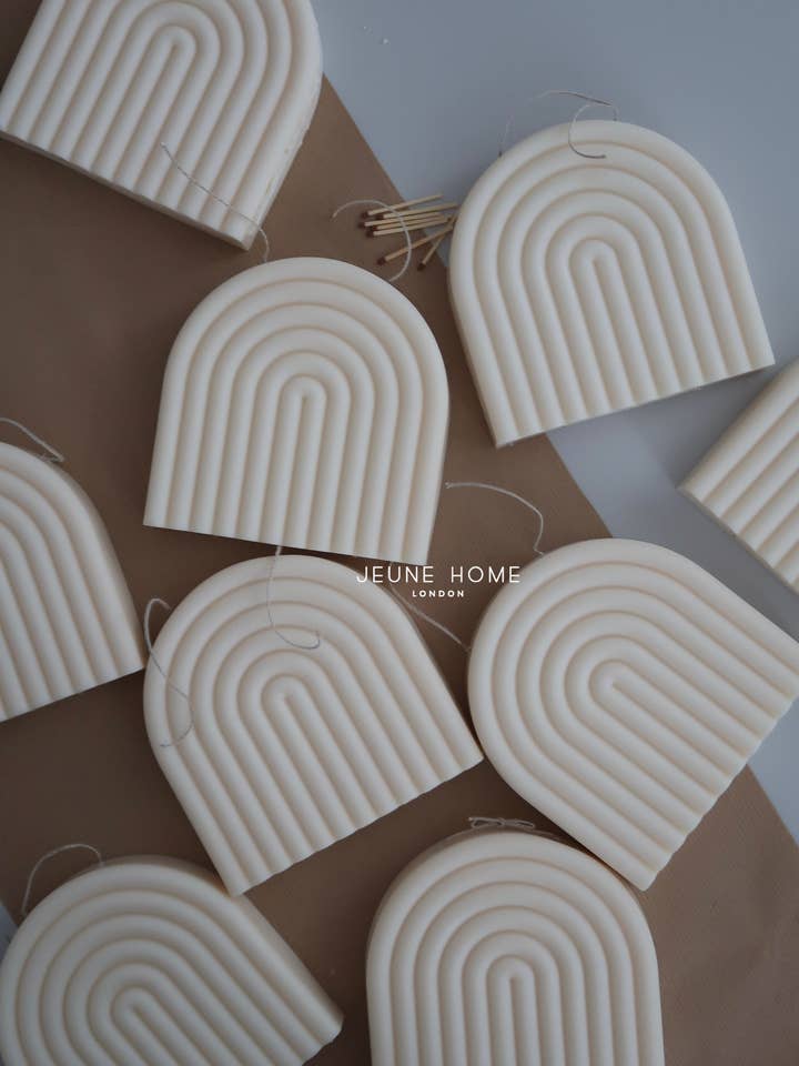 Rainbow arch candle for wholesale by Jeune Home