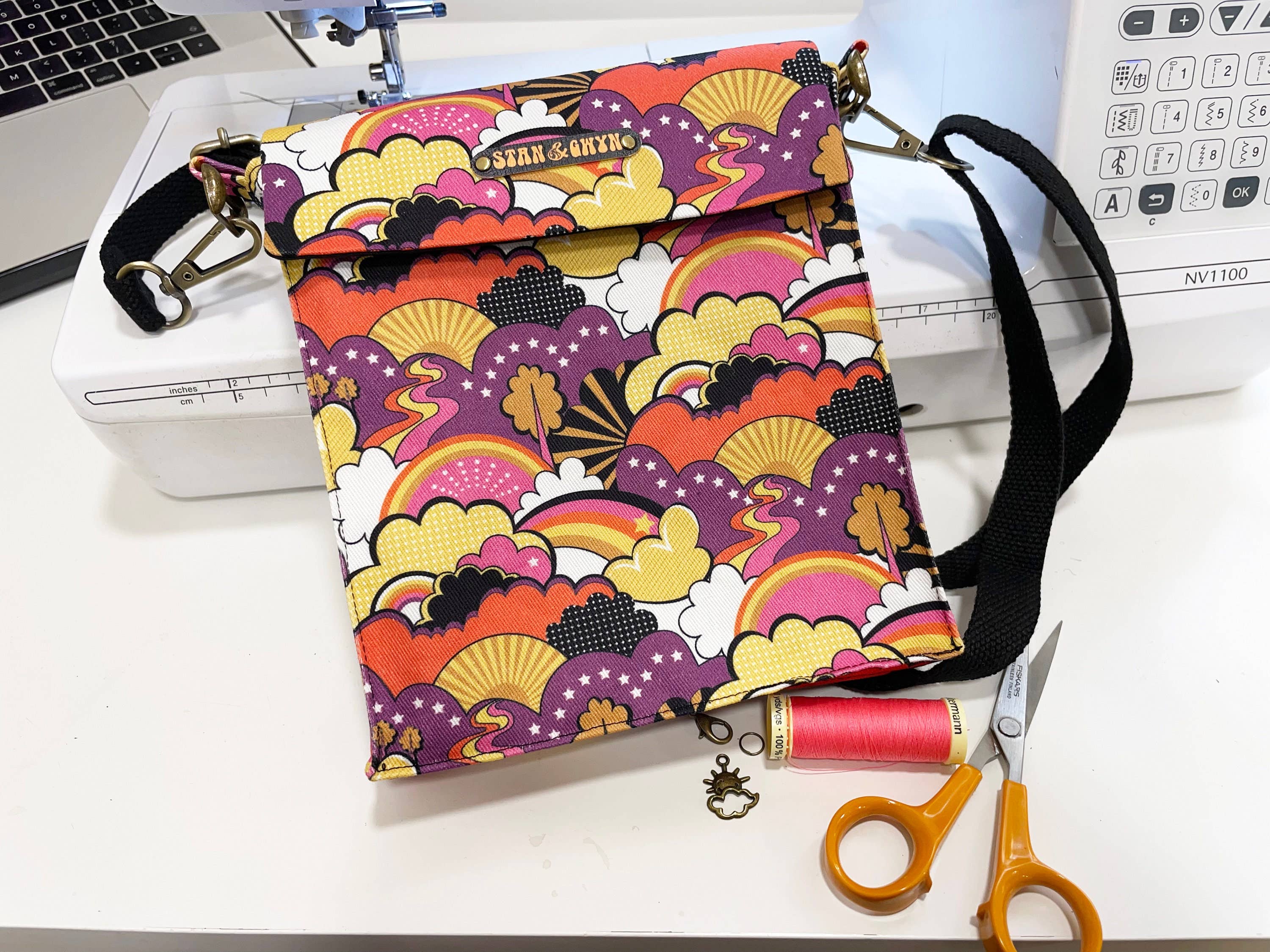 Stan and Gwyn - Vente Sac à bandoulière – femme - Sac arc-en-ciel, sac des années 1960, sac à bandoulière, sac rétro9