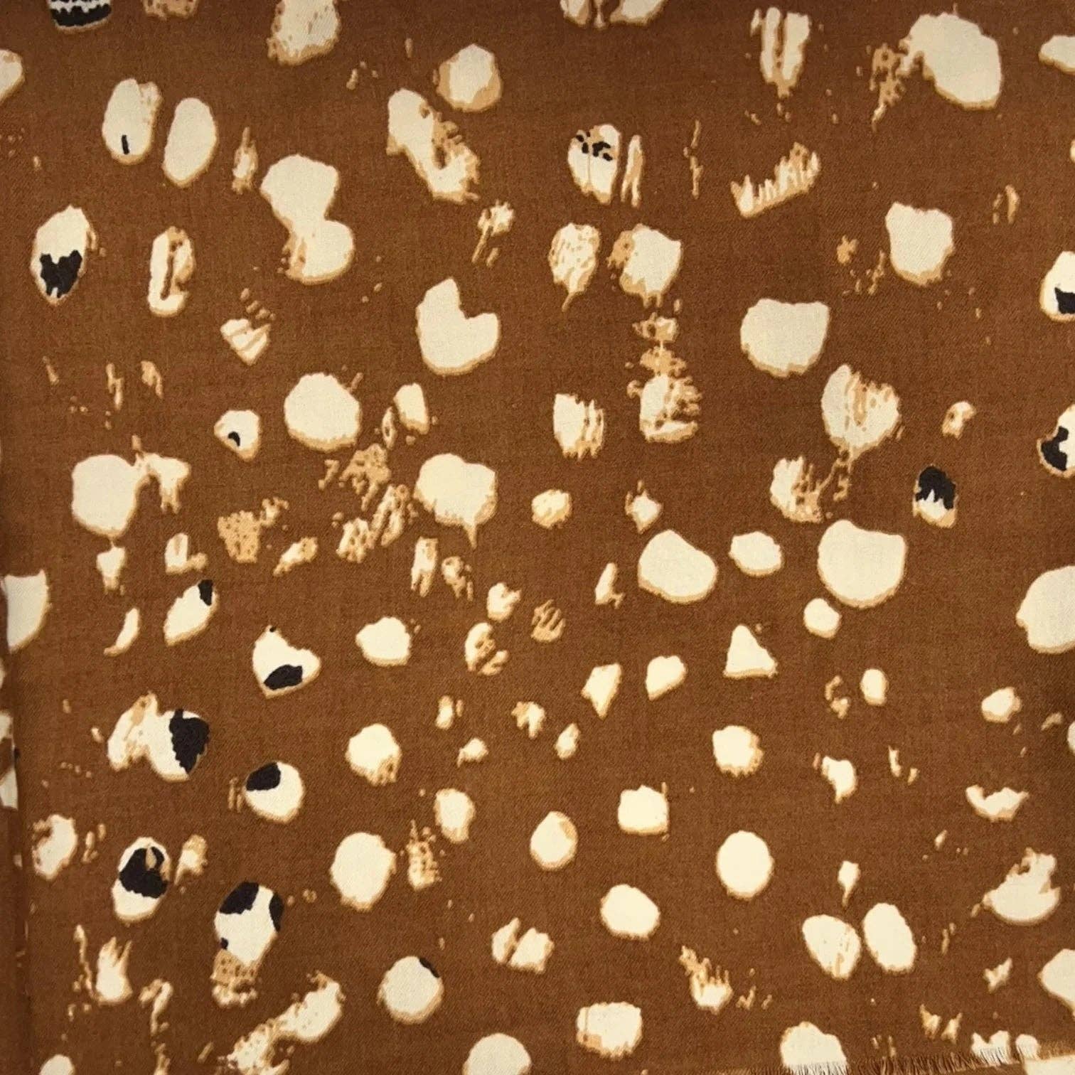 Lili Scarves (US Duty Free) – wholesale Scarf – Women's – Spotty Print Medium Weight Scarf11