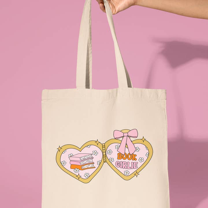 Boek Girlie Locket Tote Tas voor wholesale door amarieacreates