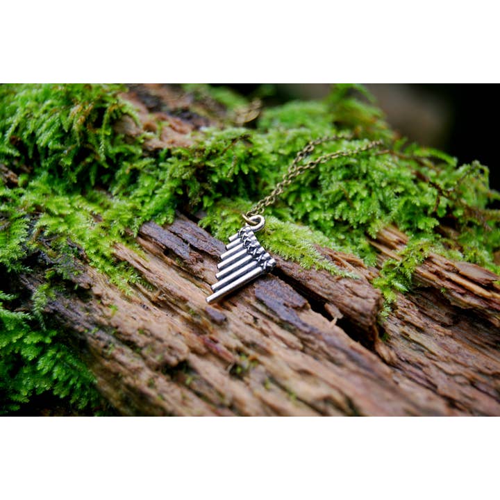 Enchanted Leaves - Wholesale Pendant/Charm Necklace - 18" Peter Pan Flute Pipes Necklace