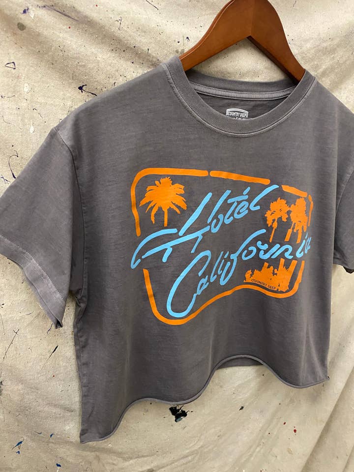 Country Deep Apparel - Wholesale Screen Printed T-Shirt - Women's - Hotel California Vintage Relaxed Crop T-shirt