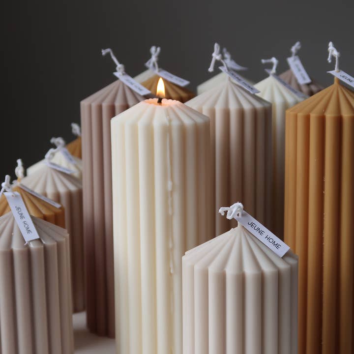 Jeune Home - Wholesale Novelty Candle - Tall ribbed thick soy scented candle | wedding decor |20x7cm