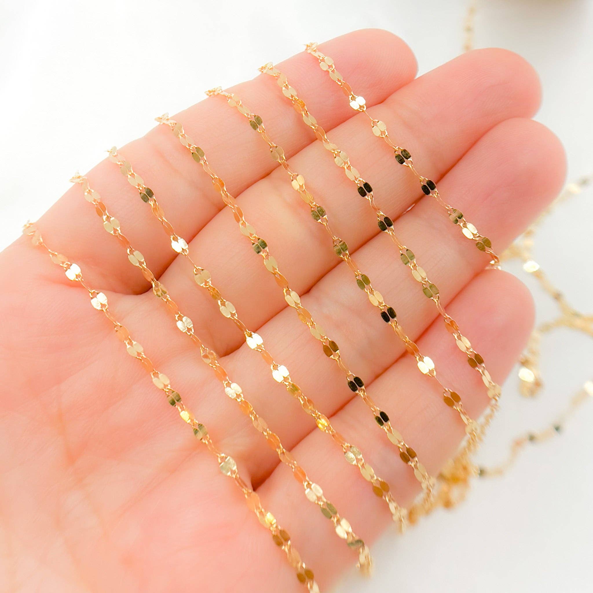 Jewels & Chains - Vente Collier maille et chaîne - V197GF. Chaîne à maillons plate en or 14 carats remplie d'or 14 carats1