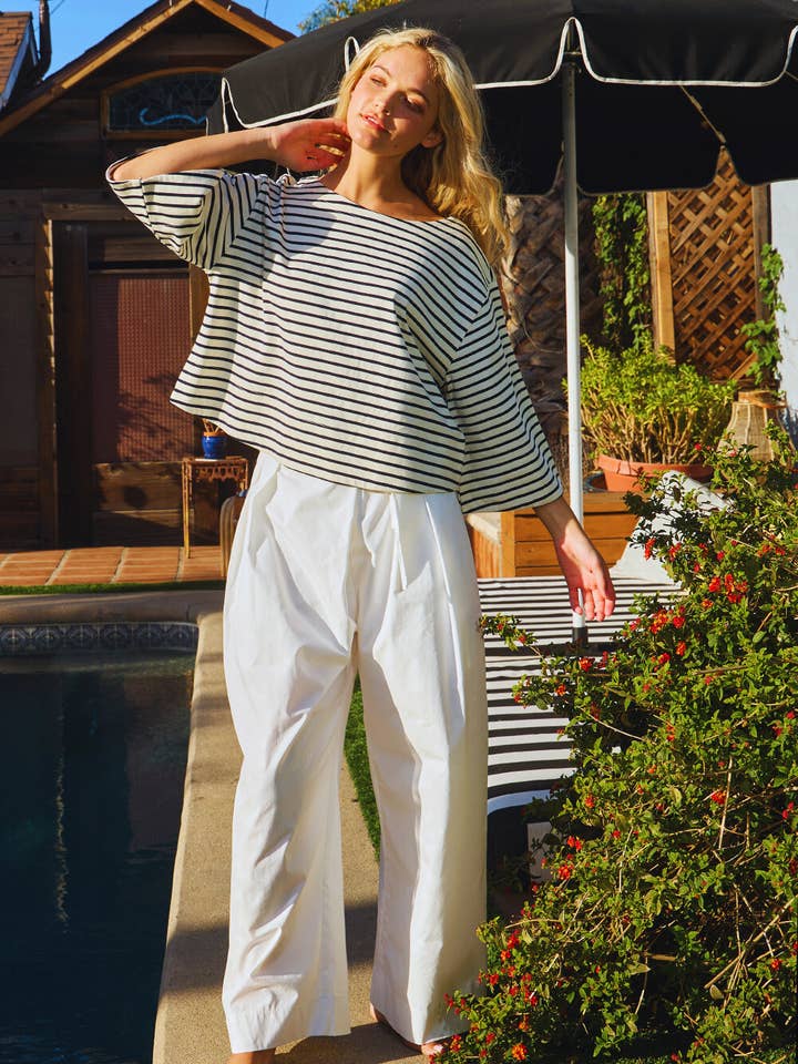 Black Off white IT2434 Boat Neck Oversized Striped Crop T-shirt for wholesale on Faire