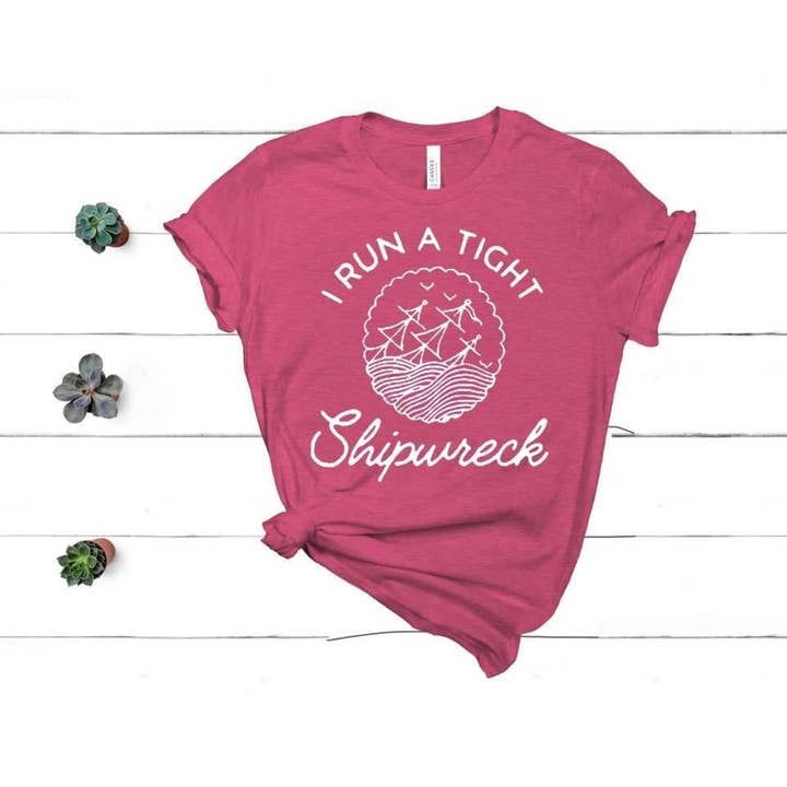 Camiseta Tight Shipwreck para venta al por mayor de Game Day Apparel