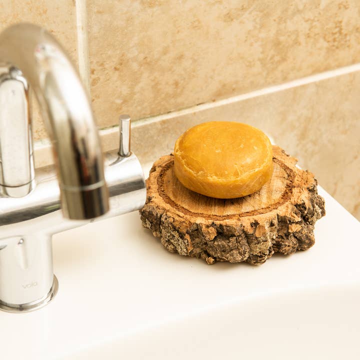 Holy Lama Naturals - Vendita all'ingrosso Saponette - Sapone vegano ayurvedico naturale fatto a mano alla curcuma1