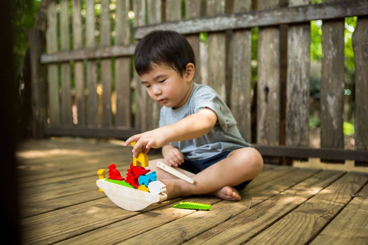 PlanToys - Wholesale Wood Toy - Kids - Balancing Boat1