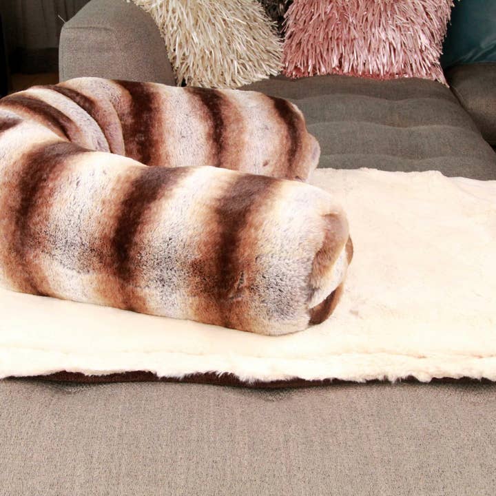 StyleSnout - Vendita all'ingrosso Letto - Cani - Serpente da sonno - Regalo - anche per il letto del cane