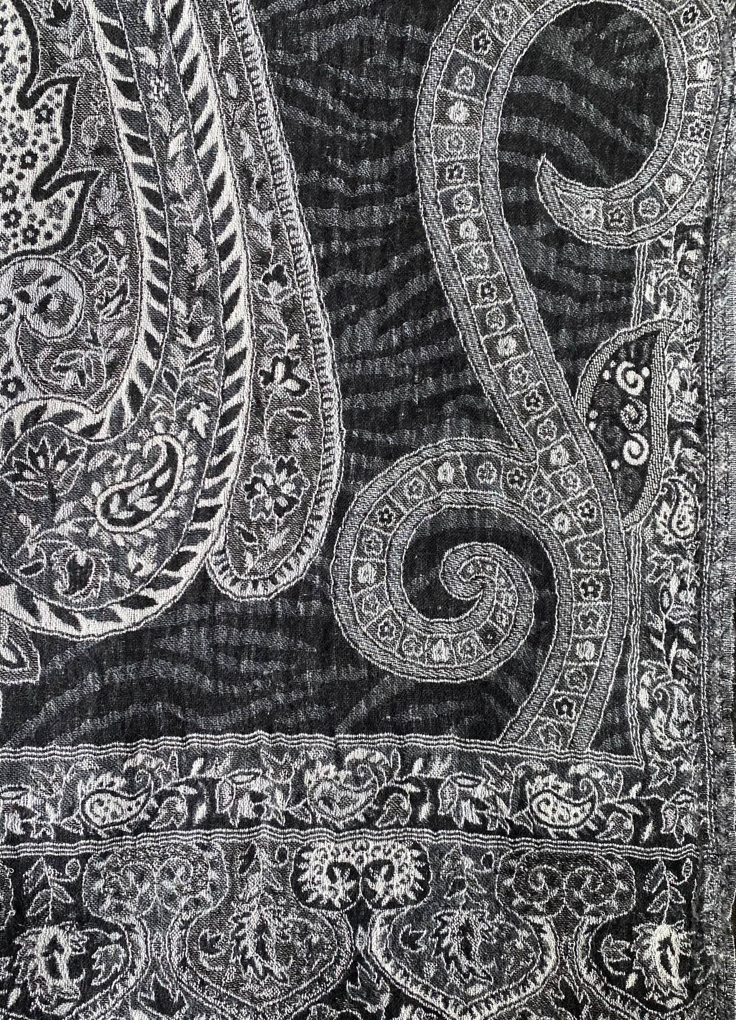 DIWALI PARIS - Wholesale Scarf - Unisex - RAIZKAR SCARF - 70% WOOL / 30% VISCOSE3