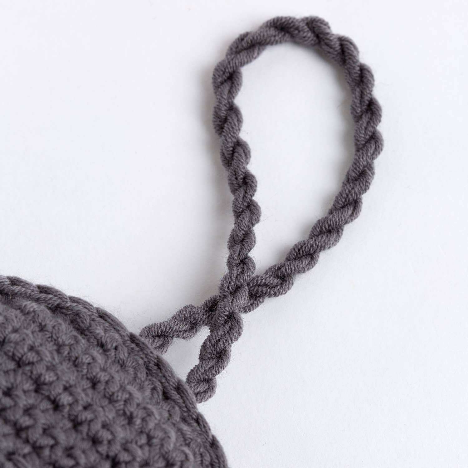 Wool Couture Company - Vente Kit de bricolage - Kit de crochet personnalisé Cloud Hanger Easy Crochet3