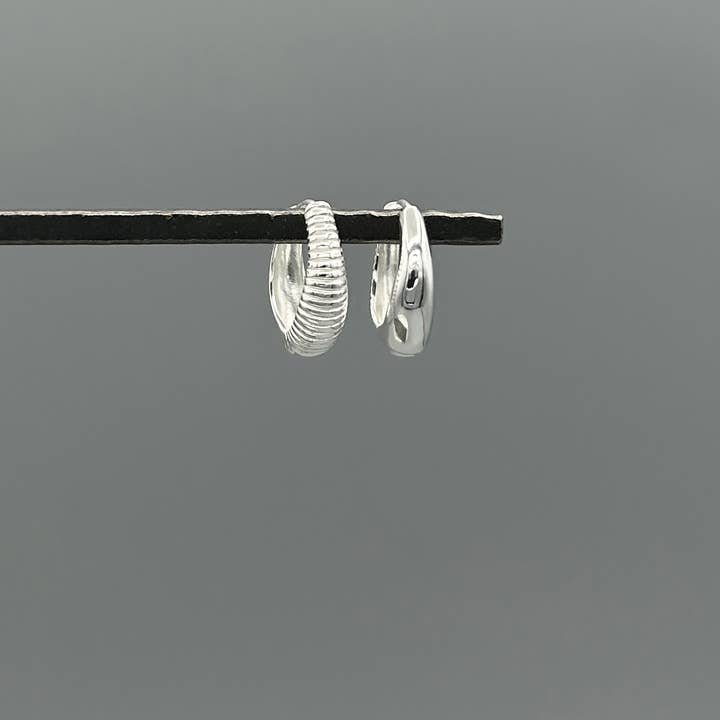 Aros Reversíveis Polidos e Texturizados por atacado de Something Silver