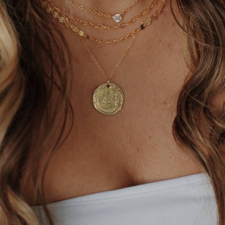 True by Kristy Jewelry - Vente Colliers à pendentif - Collier doré Nori Mermaid Beach