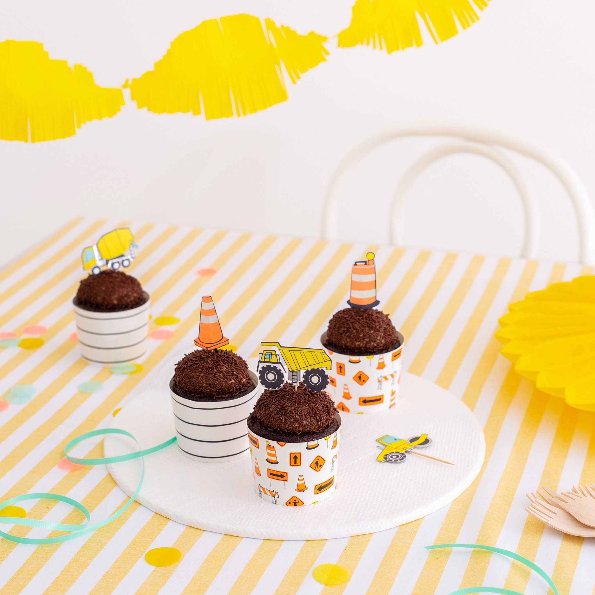 Jollity & Co. + Daydream Society – Großhandel Kuchen-/Cupcake-Topper – Cupcake-Dekorationsset im Baustellen-Design3