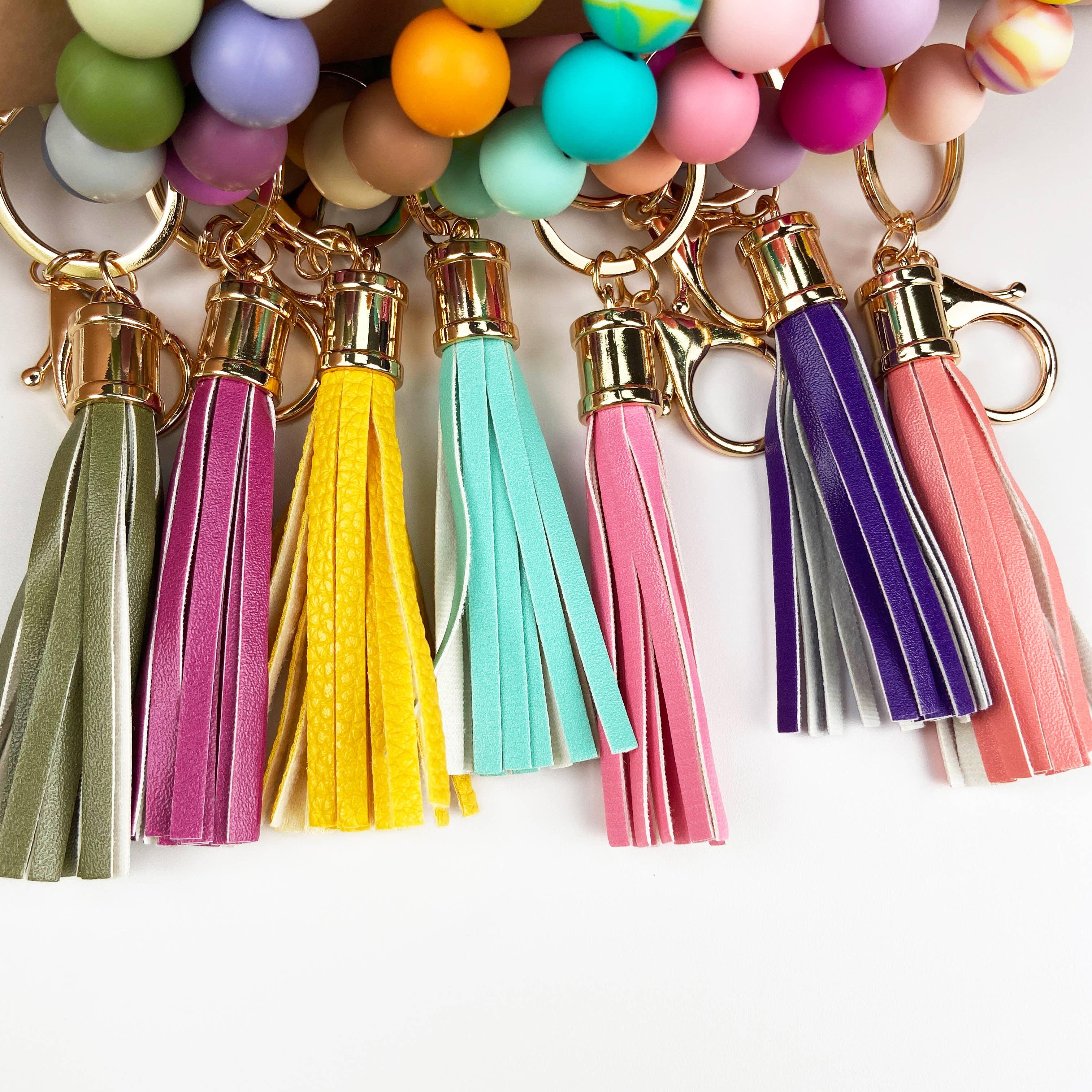 SoapElenGlen - Wholesale Keychain - Women's - Silicone beads PU tassel keychain1