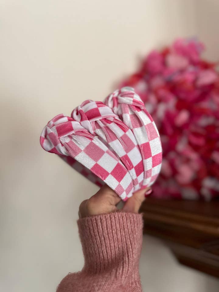 Bandeau nœud supérieur à carreaux en velours pour la Saint-Valentin pour la vente par Brynnbands