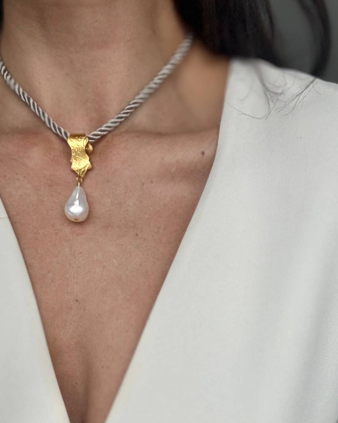 WILYMI Jewelry Co – wholesale Choker/collar – Grey Silk Braided Rope + Pearl Choker | 24k GP | Adjustable