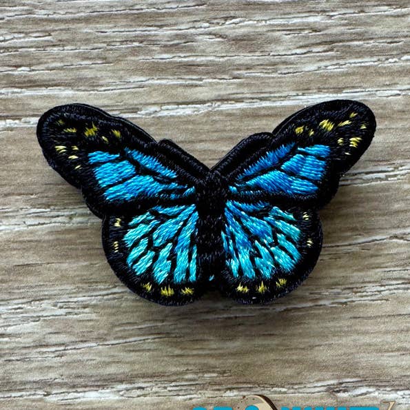 Mini sommerfugl strygemærke for engroshandel hos On a Whim Hats