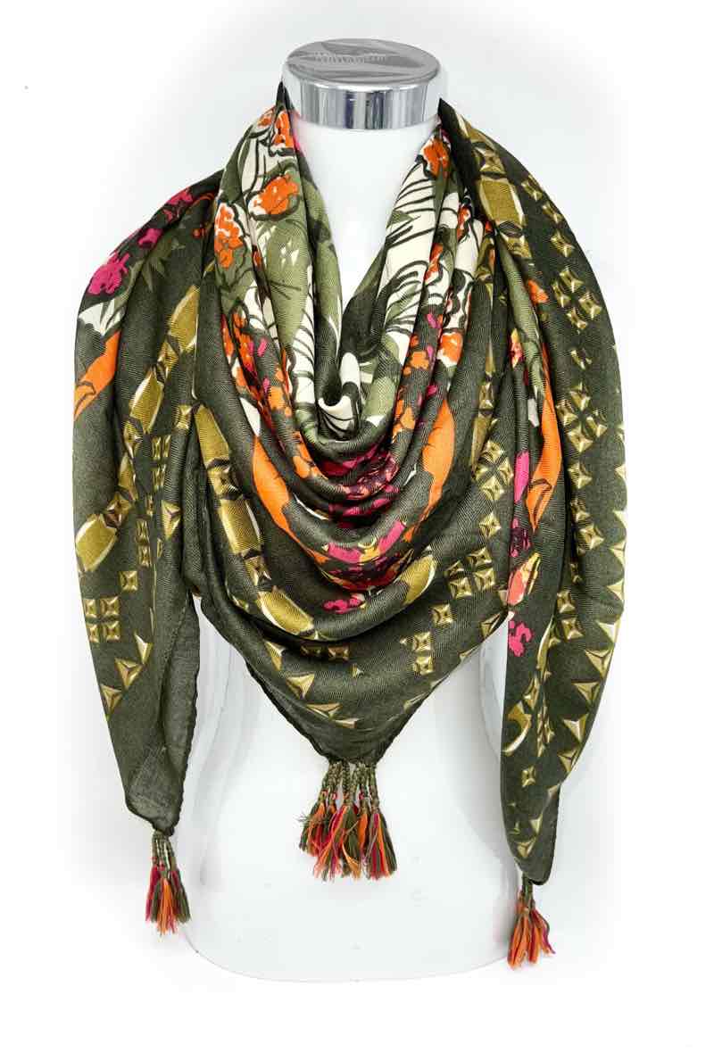 LINETA - Wholesale Scarf - Women's - Large square tassel scarf 46735-231