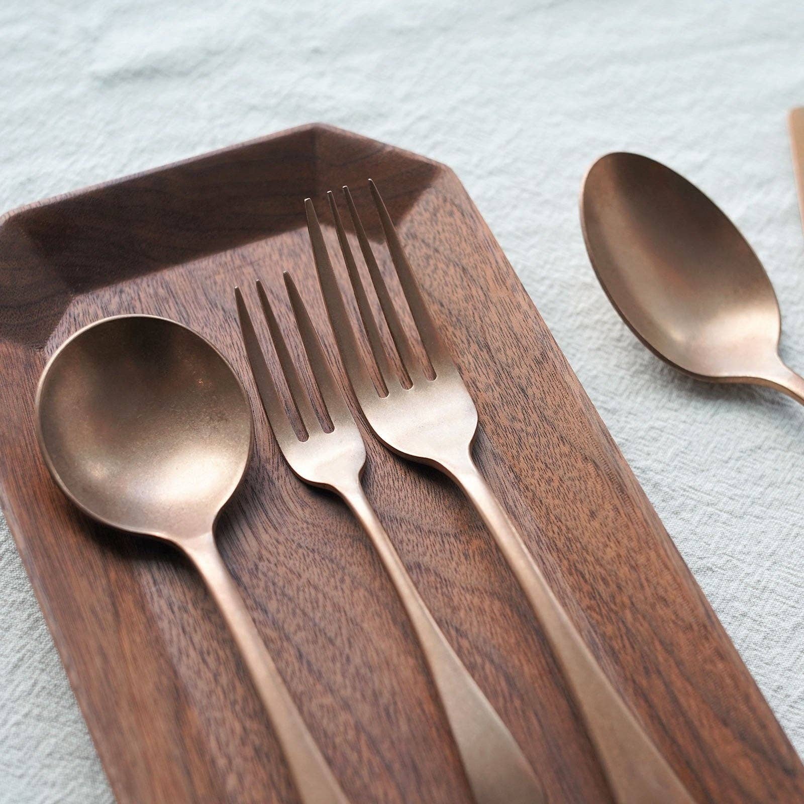 Gohobi （We cover U.S. import duties） - Wholesale Assorted Cutlery Set - Gohobi A Set of 6 Pieces Stonewashed Stainless Steel Cutlery4