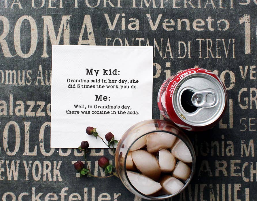 ellembee gift - Wholesale Wegwerpservet - Oma zei in haar tijd cocaïne in de frisdrank. Cocktail Napkins2