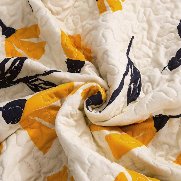 DaDalogy Bedding - Wholesale Bedding Set - DaDa Bedding Yellow Fleur Floral Golden Orange Ivory Cream Scalloped Bedspread Set (18112)3