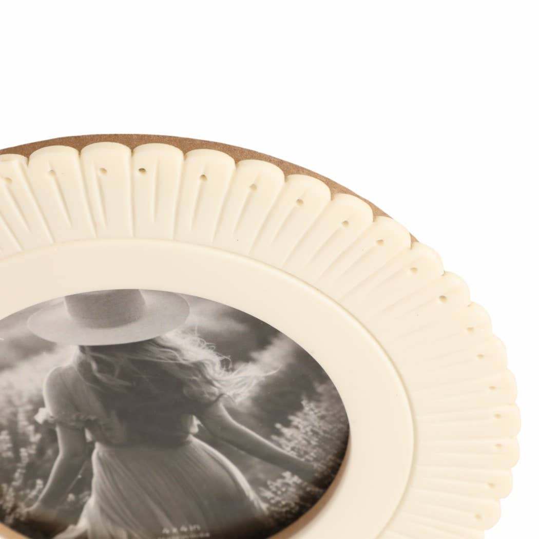 Sagebrook Home - Wholesale Picture Frame - Photo Frame - Ivory Resin Round Solid Etched Petal, 4x4 in.10