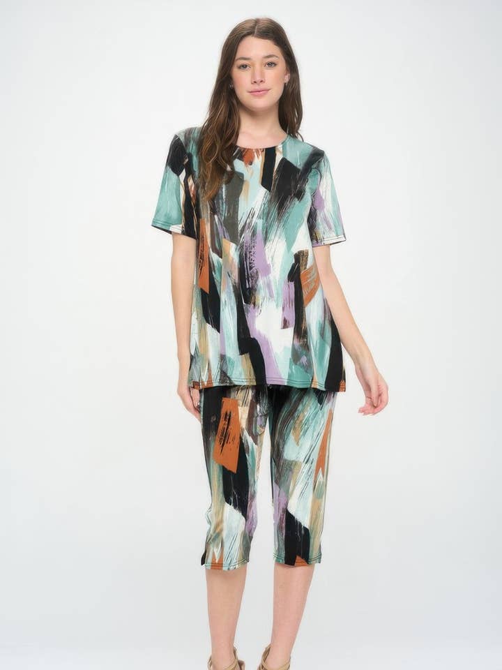 CC Wholesale Clothing - Wholesale Top & Pant Set (NOT Loungewear) - Women's - Matching Capri Pant Set In Plus Size10