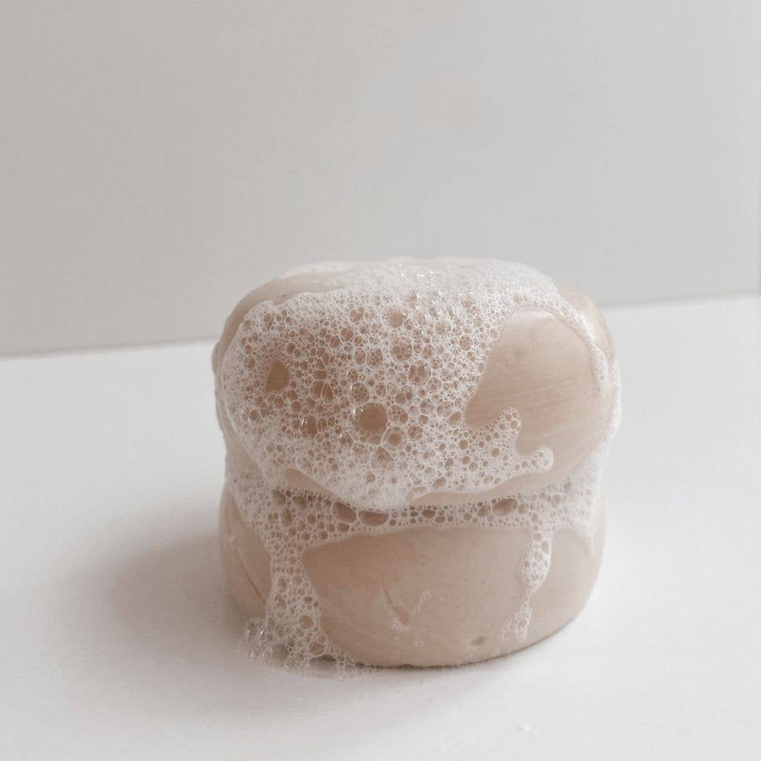 Tout Baigne ! - Wholesale Shampoo Puck/Solid Shampoo - Brussels - Fortifying solid shampoo1