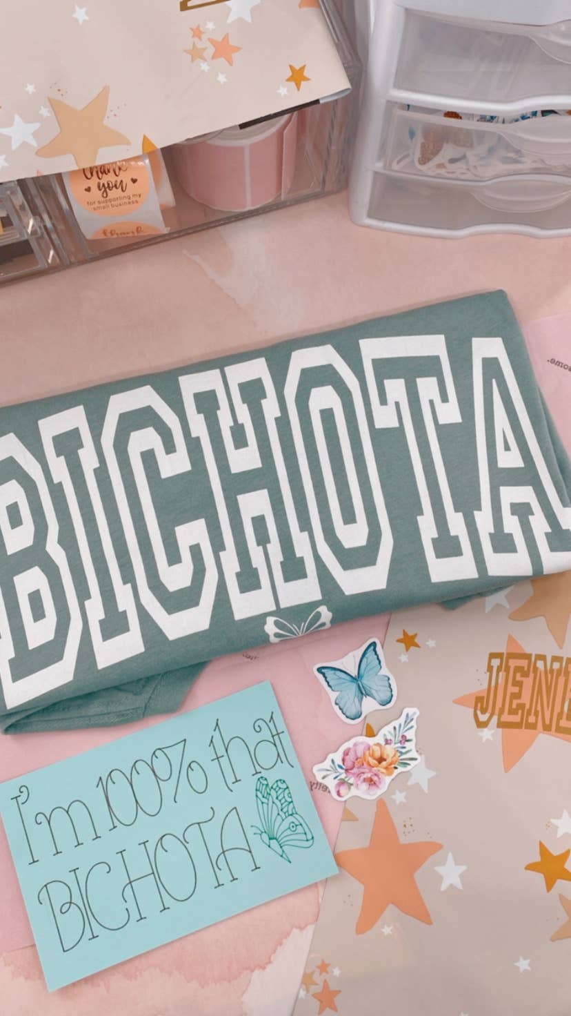 Jeneration33 - Wholesale Screen Printed T-Shirt - Women's - Karol G Shirt Bichota-Latina shirt2