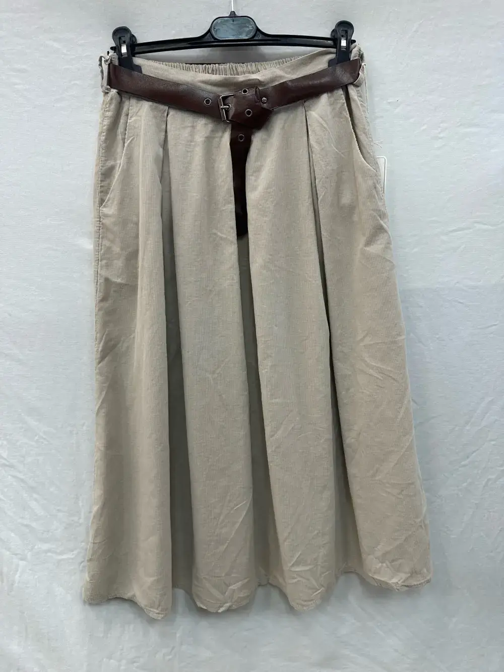 Mimi & Gogo - Wholesale Skirt - Women's - Velvet Skirt With Belt @8855_JuVCeinture0