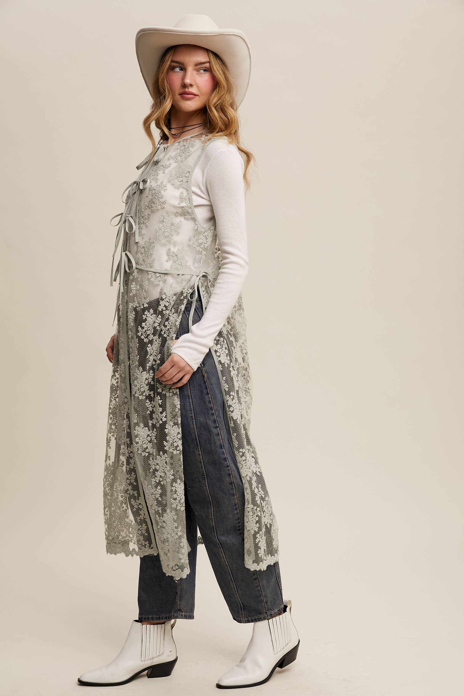 Listicle - Wholesale Outerwear Vest - Women's - Sheer Floral Embroidered Lace Vest46