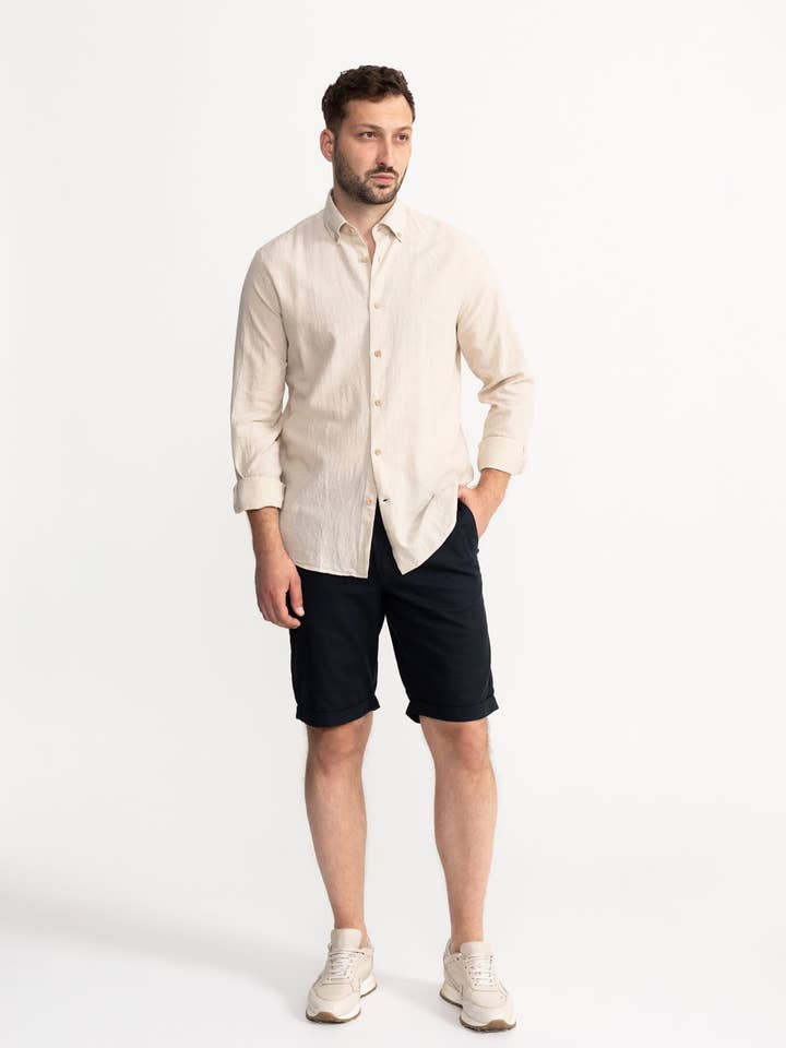 Die "Carpatica" Leinen-Shorts - Marineblau für den Großhandel von De IONESCU