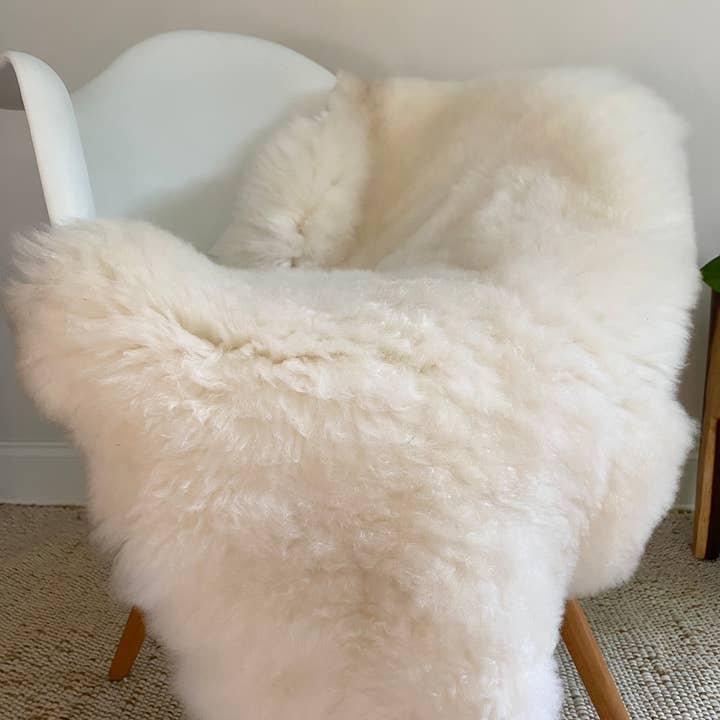 East Perry - Wholesale Chair/Sofa Slipcover - NATURAL NON-TOXIC IVORY SHEEPSKIN