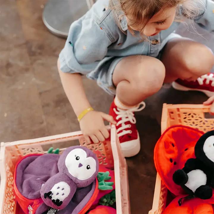 Speedy Monkey - Wholesale Stuffed/Plush Toy - Kids & Baby - Violet the owl/strawberry plush toy - Flipetz