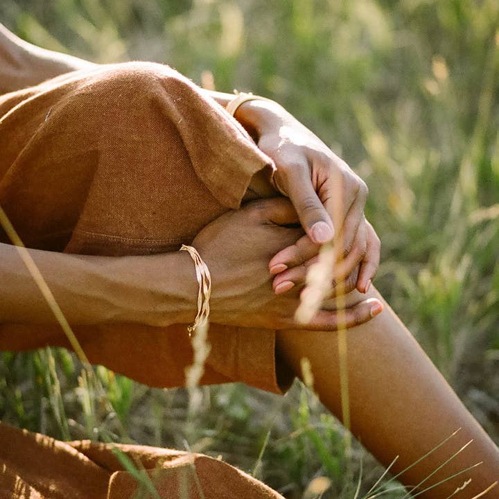 Rover & Kin - Wholesale Link & Chain Necklace - Twisted Herringbone Chain5