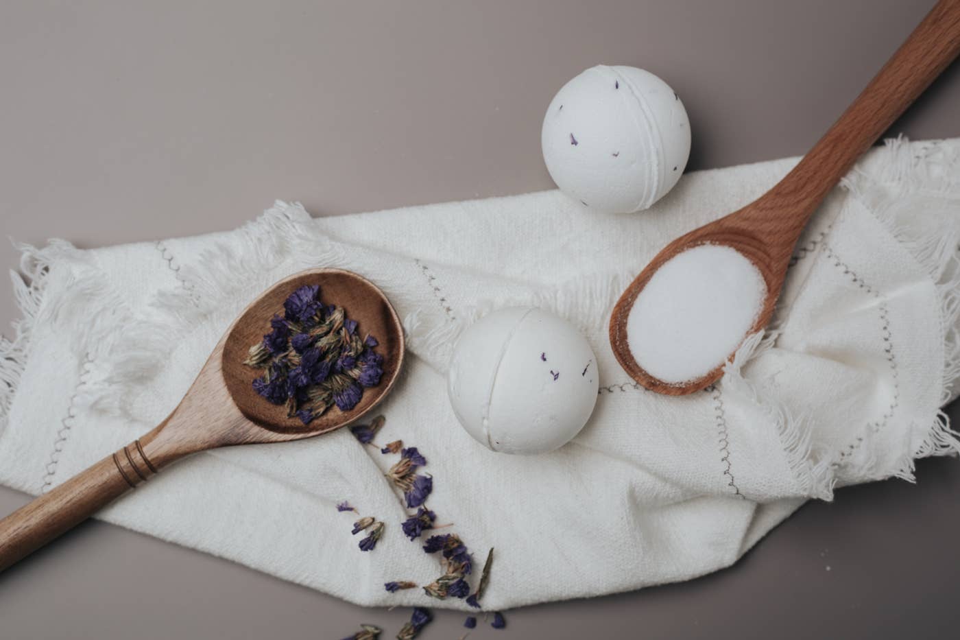 Freedom Studios – wholesale Badbomb/fizz – Blomstermarknad | Lilac2