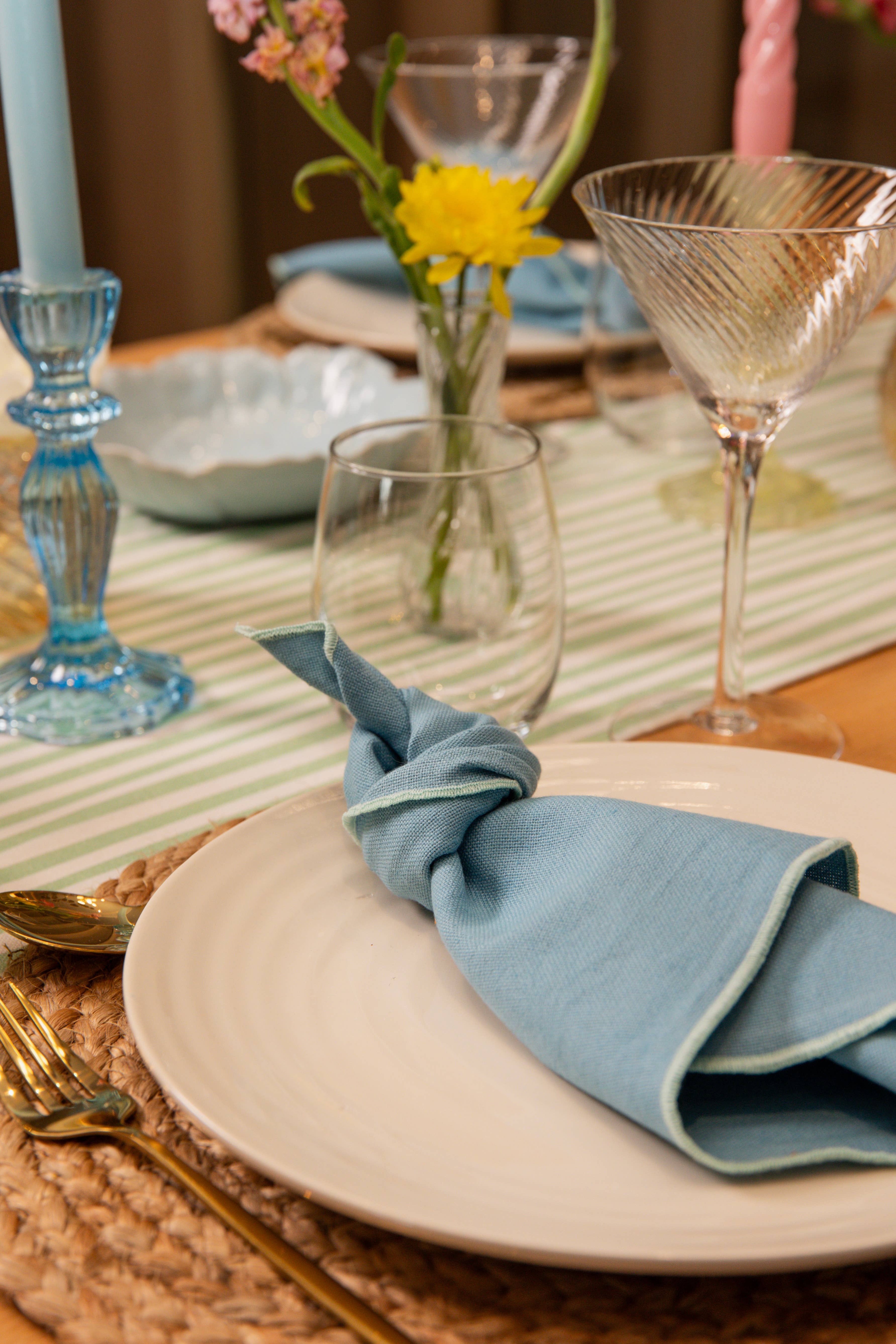 Top Tables Retail – Guardanapo e pano de jantar por atacado – Conjunto de 4 Guardanapos Tilly, Lilás6