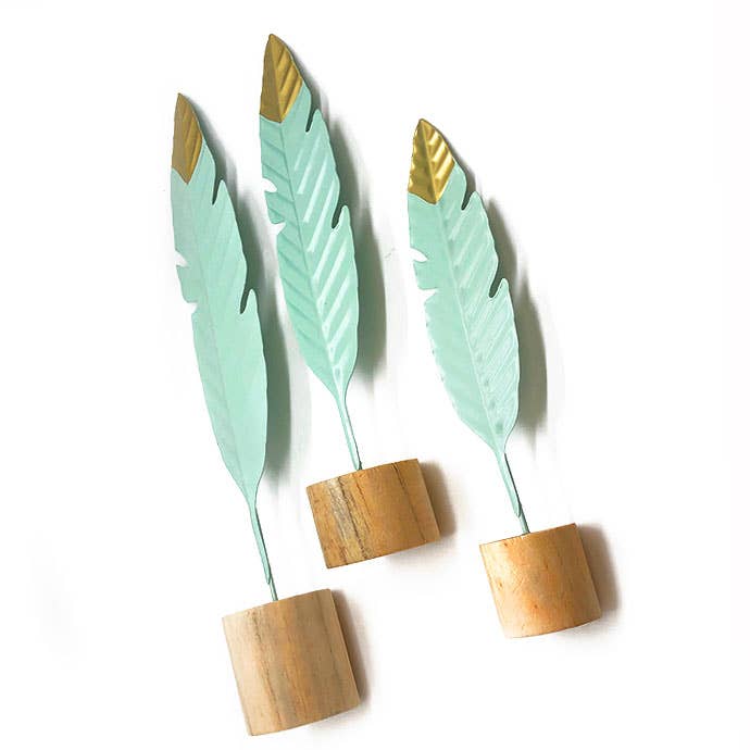 AN Commerce - Wholesale Ornament - Feather Wooden Decorations | Pack of 30