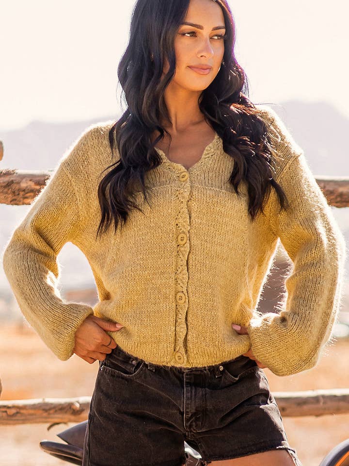 Fashion-W Lantern Sleeve Scallop Buttoned Front Cardigan for wholesale by fashionworks