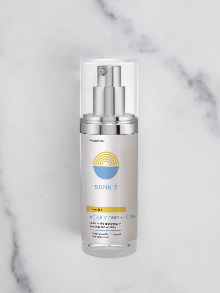 After Midnight : Crème de nuit réparatrice à 0,5 % au rétinol (0,5 %) pour la vente par Sunnie Skincare