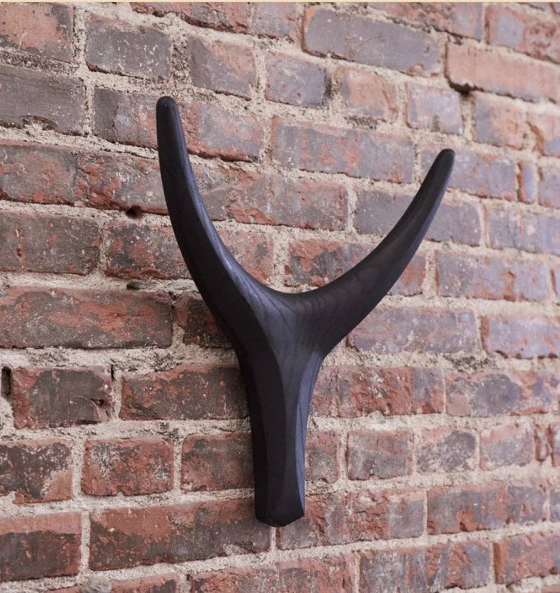 The African Home Goods - Vente Décoration murale - Tête Nguni Noire Iroko | Décoration Murale Tête d'Animal | Décor de Ferme Fait Main - Noir2