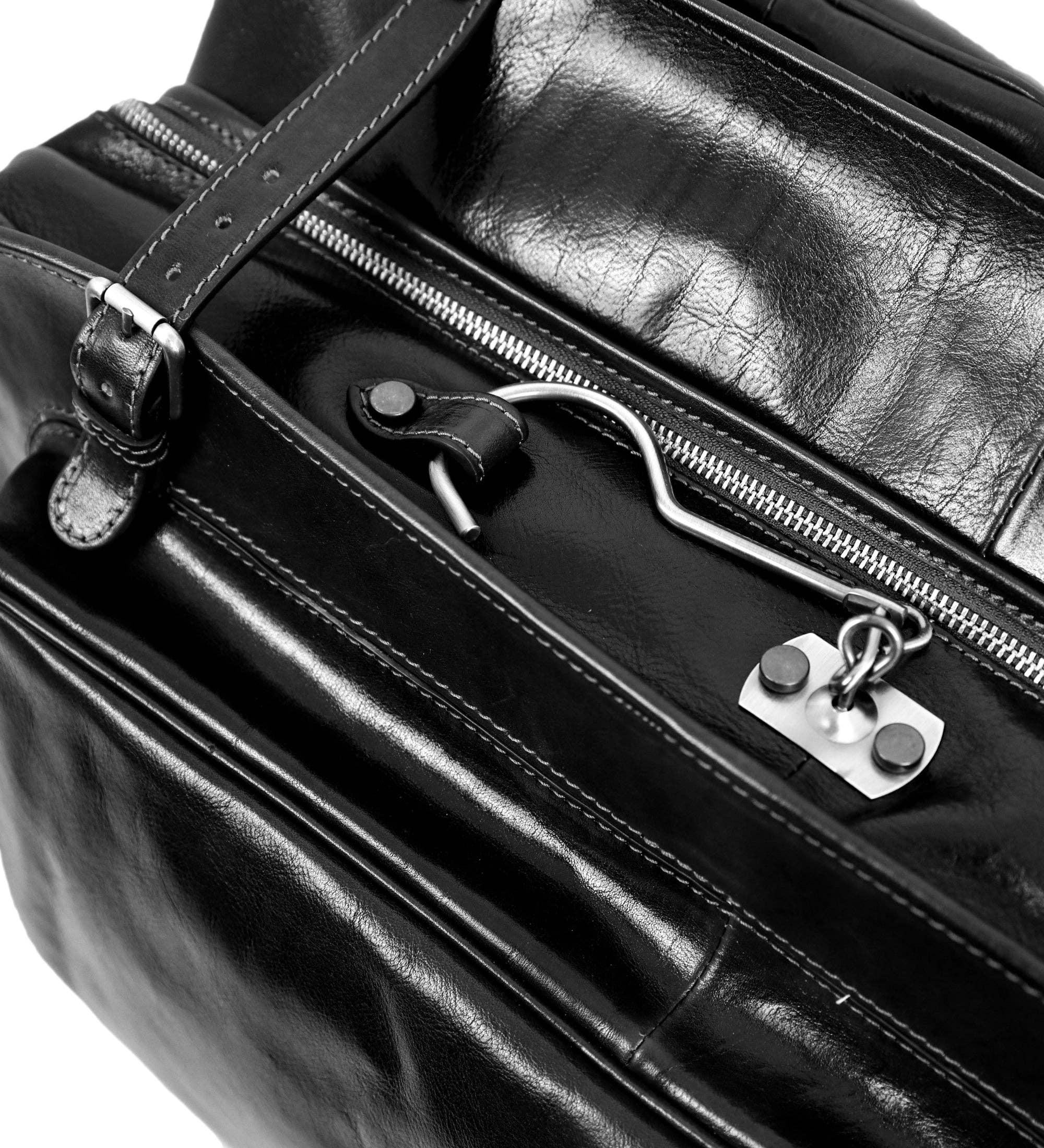 Time Resistance – wholesale Garment bag – unisex – Leather Garment Bag - The Big Sleep28