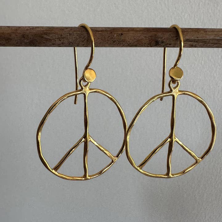 Pendientes de Paz | Joyería con Símbolo de Amor y Paz | Pendientes de Oro para venta al por mayor de Anokhi Green | Handmade Gemstone Jewelry