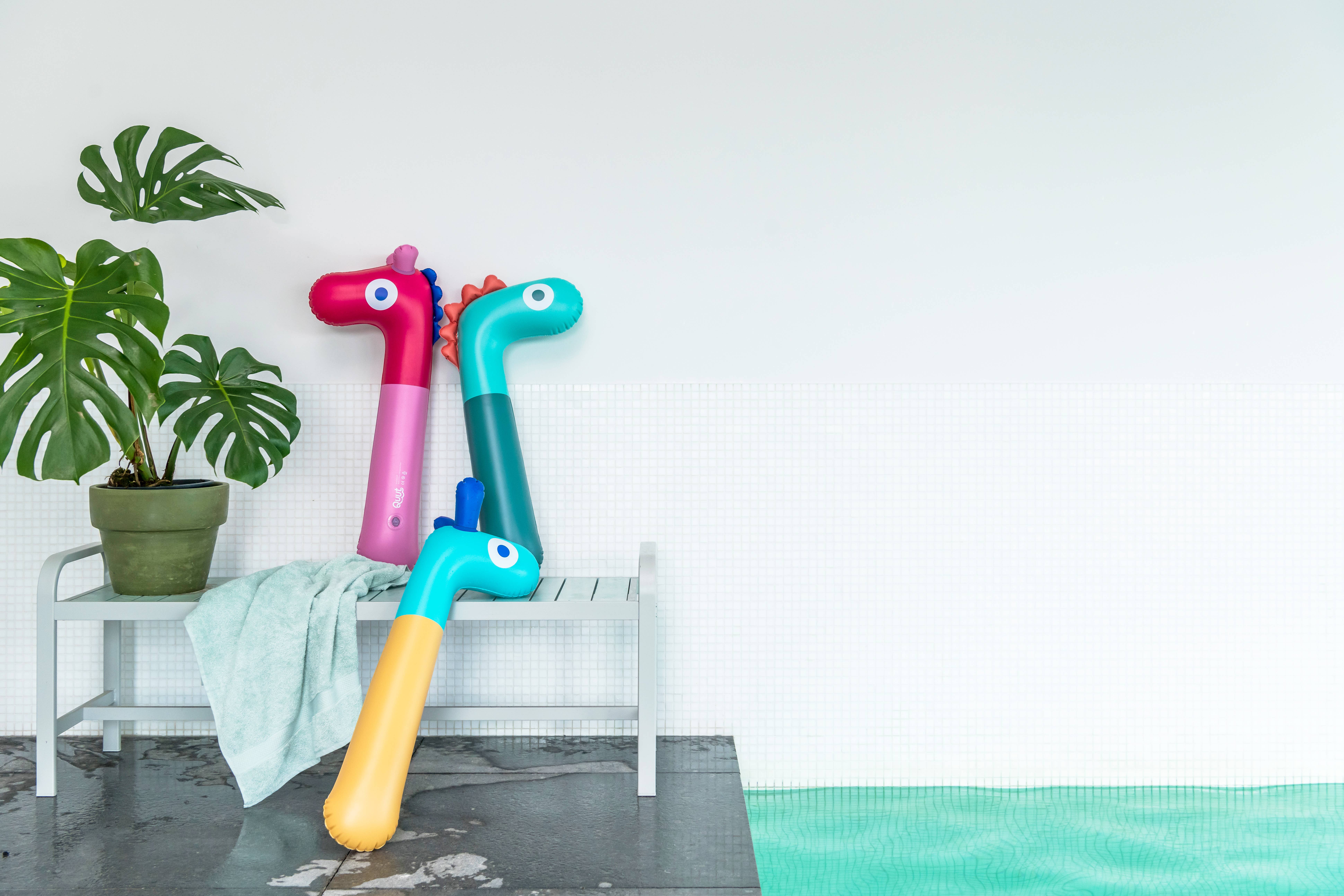 Quut Toys - Wholesale Inflatable Toy - Kids & Baby - Quut Noodle Friends - Dino, Giraffe and Horse! Pool Toy9