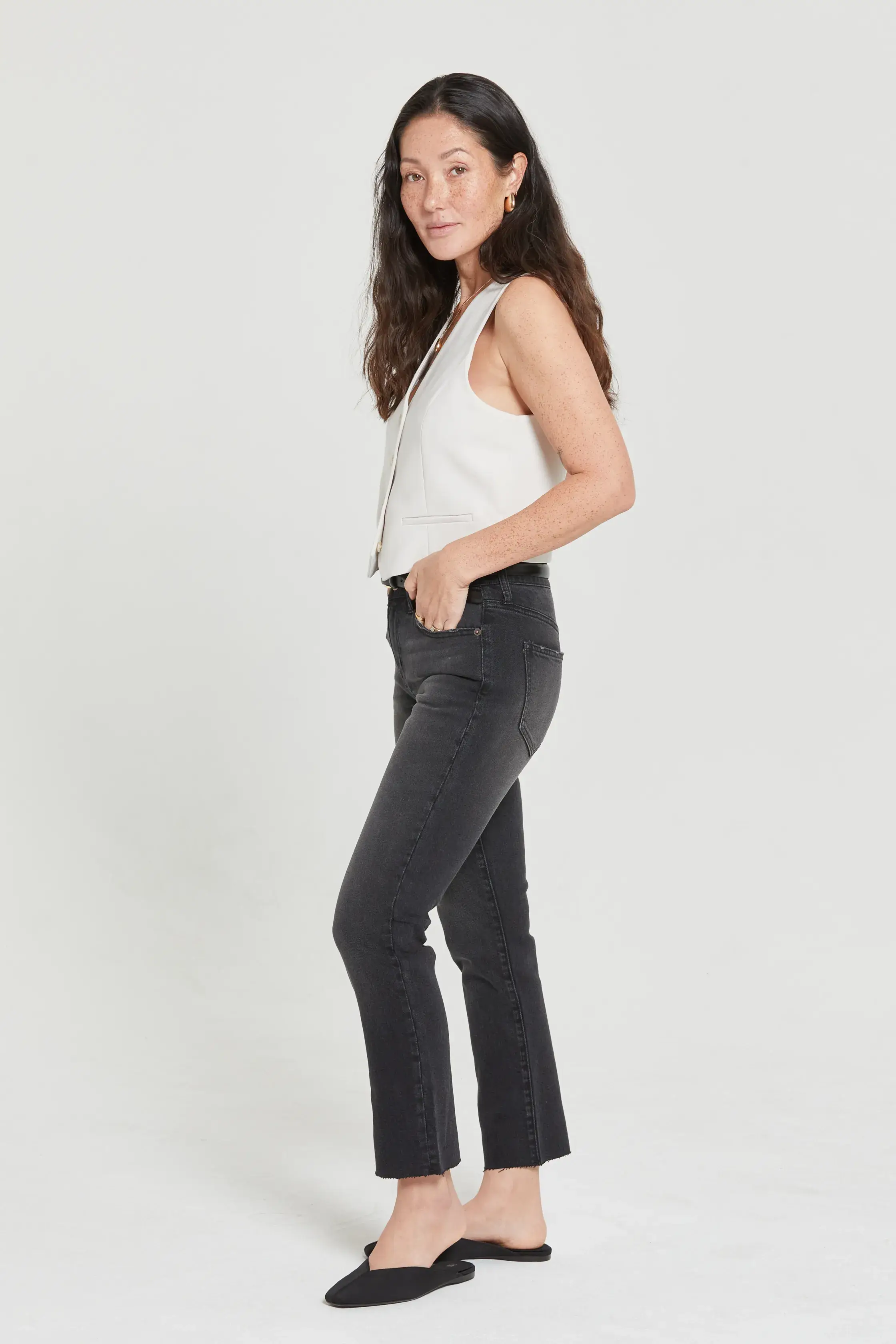 Crosby Mid Rise Relaxed Taper Jean, Washed Black  for wholesale on Faire7