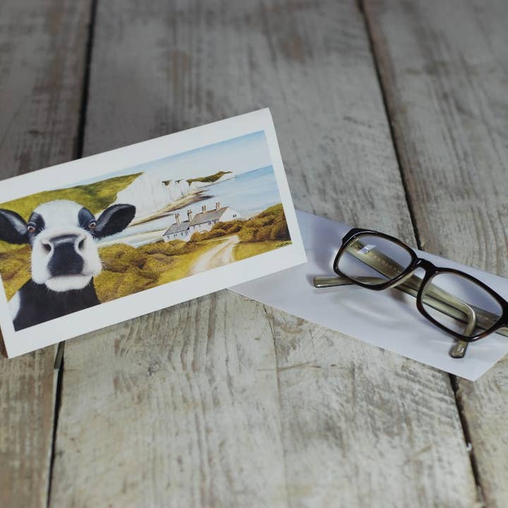 Biglietto di auguri «Moo Selfie at the Seven Sisters» per la vendita all'ingrosso da parte di Lucy's Farm