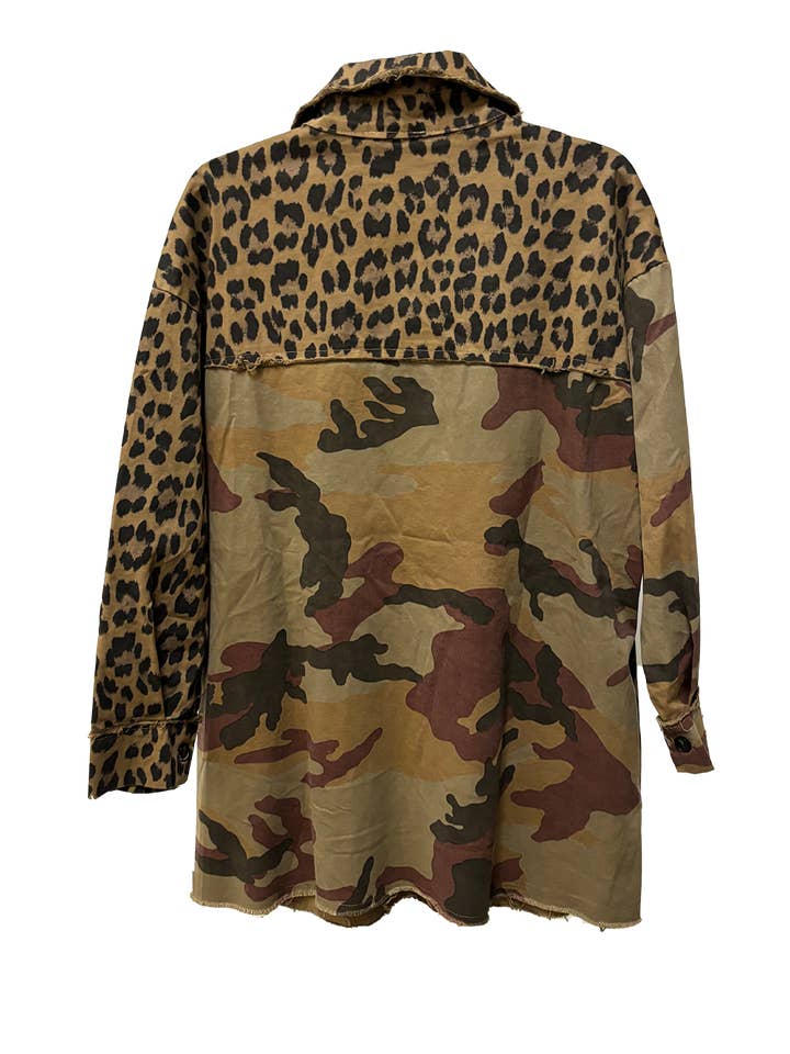 LeParisPetit by I Love Linen - Wholesale Shirt Jacket/Shacket - Women's - Shacket in Army Green Camo & Leopard Print1